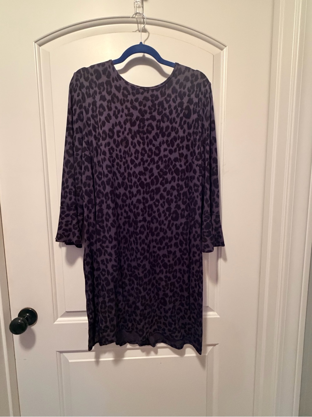 Old navy Women’s Leopard Print Shift Dress in Charcoal